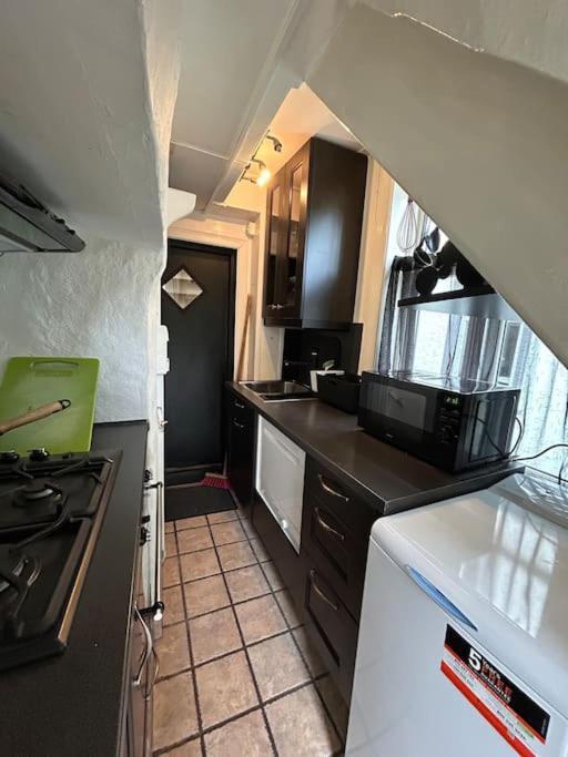 ברגן Cozy Apartment In Popular Street מראה חיצוני תמונה
